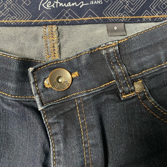 Women’s Reitmans Boot Leg Mid Rise Jean size 9 - Picture 3 of 5